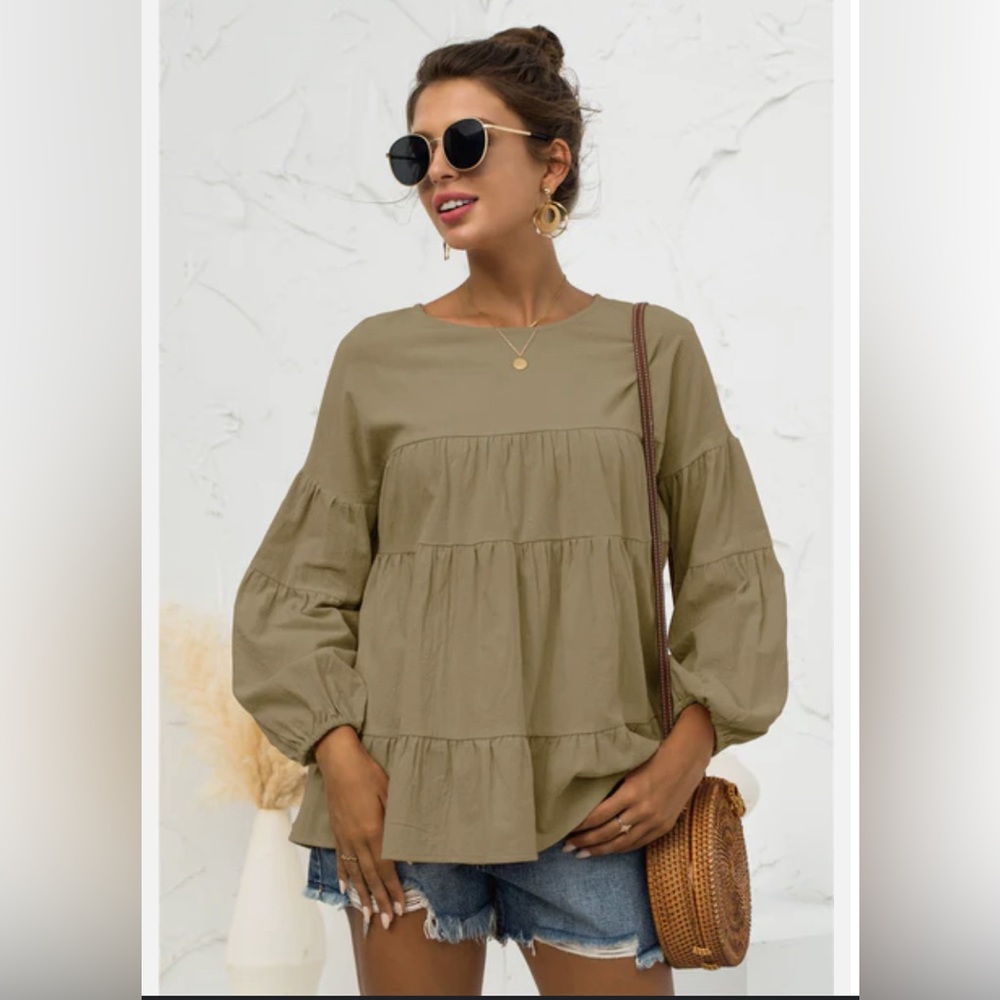 NWOT LONG SLEEVE RUFFLE TIERED